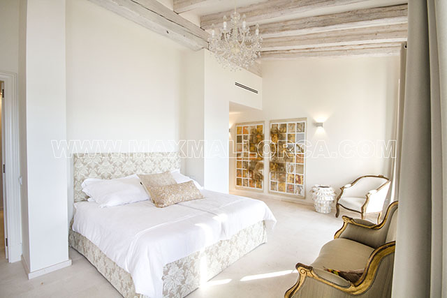 villa_riviera_maison_mallorca_lambert_loewe_bose_puerto andratx_mallorca_cala_llamp_gran_folies_beach_www.maxmallorca.com_max_mallorca_copyright_20.jpg